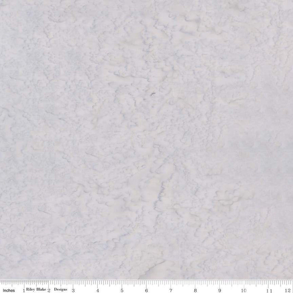 Expressions Batiks Hand-Dyes Fog Gray 1/2 yard